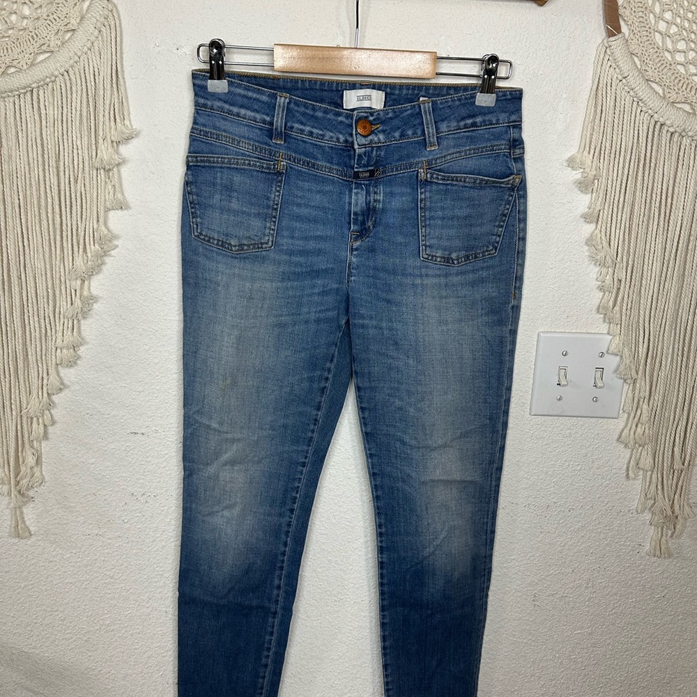 Closed Blue Skinny Jeans with Tapered Leg Raw Hem size 28